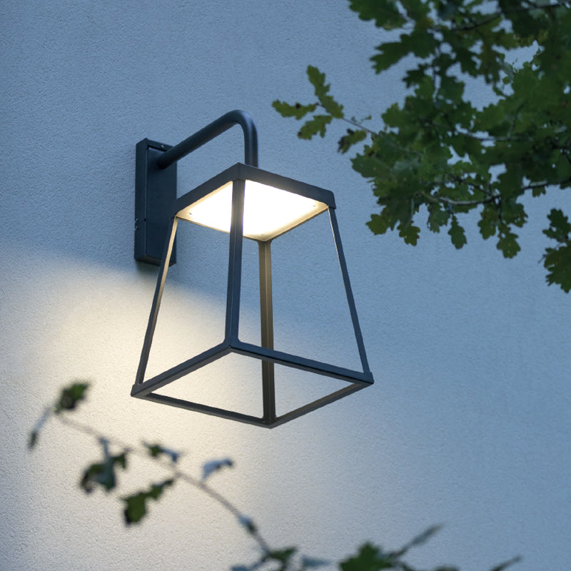 Lampiok 4 Model 1 Wall Light