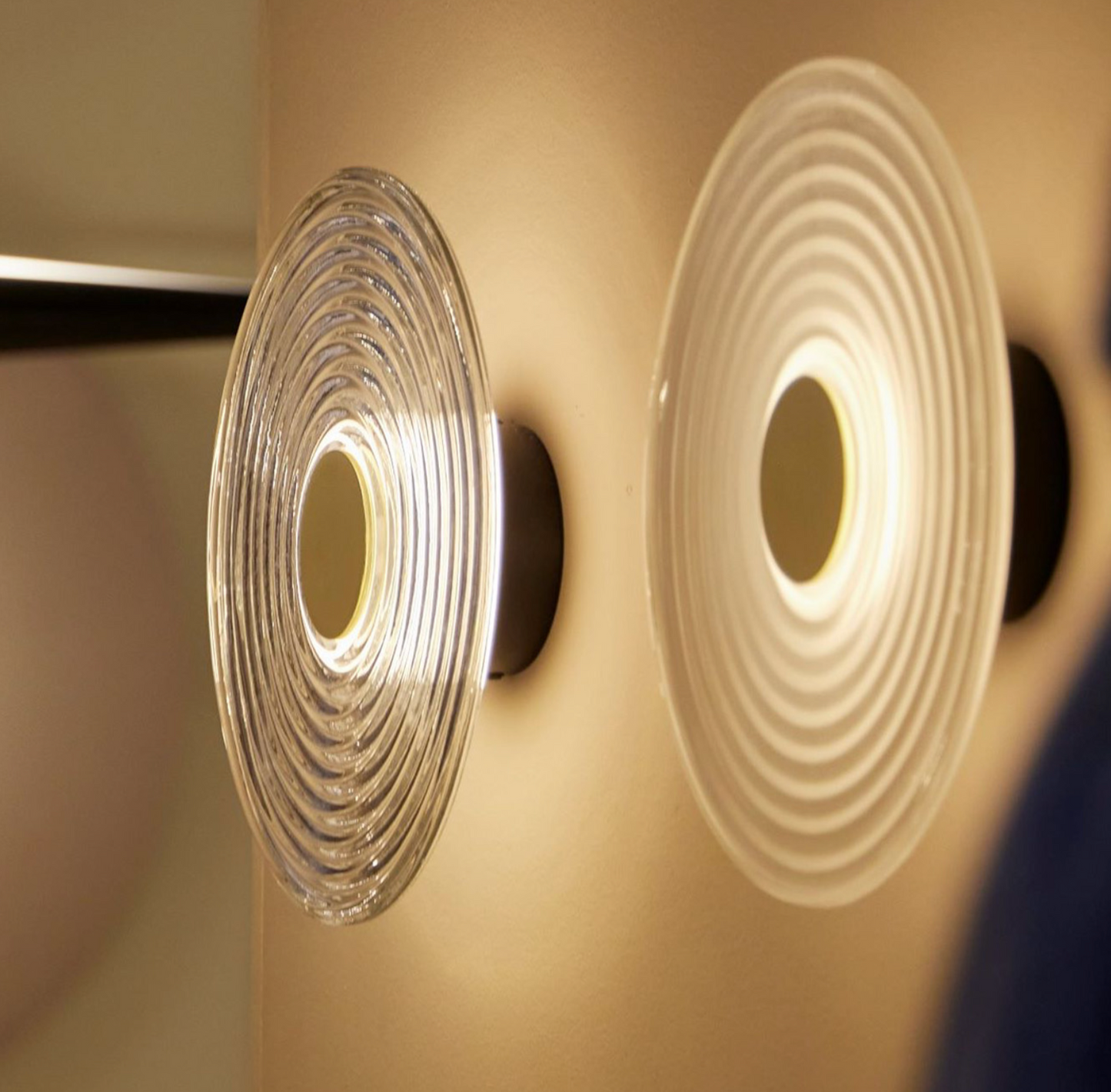 Glic Wall Light